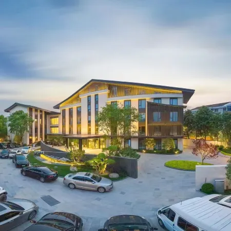 Simen Hotel
