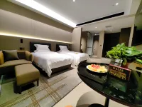 GuoHaohotel - parking
