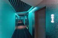 運7商務飯店（宜昌CBD購物中心三峽電力學院店） - 2 星級