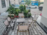 Courtyard 39