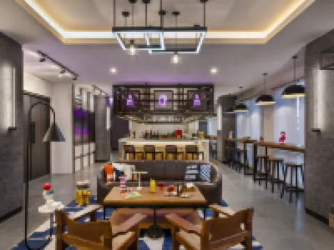 Moxy Solo Hotels in Surakarta