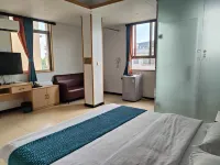 Jiangmen Huayue Apartment Hotel dekat Muzhou Passenger Transport Terminal