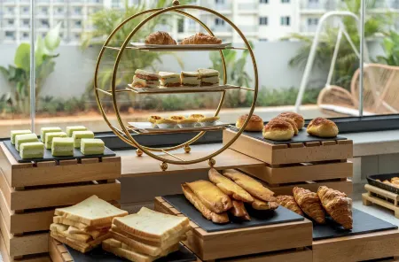 Kunming Huagu Hotel (Changshui International Airport Platinum Port Modern Plaza Store)