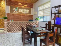 Yazhuang Homestay - 발코니