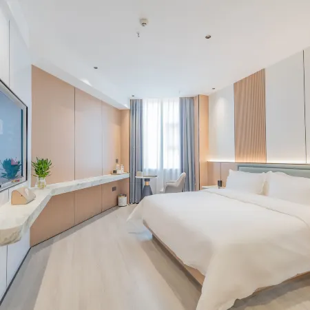 Yangxin Jiulonghui Hotel (Lianhuahu Park)