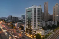JI Hotel (Wuhan Donghu Hubei Provincial Museum) Hotels near CPC Wuhan Post Bureau Committee Party School