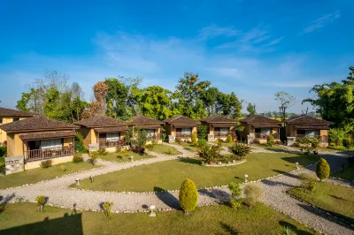 Jungle Villa Resort - Near Chitwan National Park Hotel di 