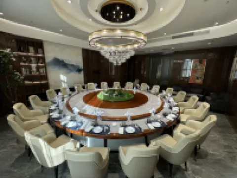 Grand Hyatt Shun Tian Fu Hotel, Jiuquan Hotels in Jiayuguan