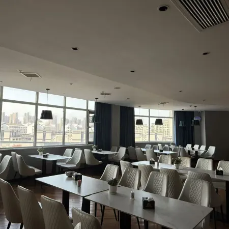 city home hotel (bozhou south station baolong plaza branch))