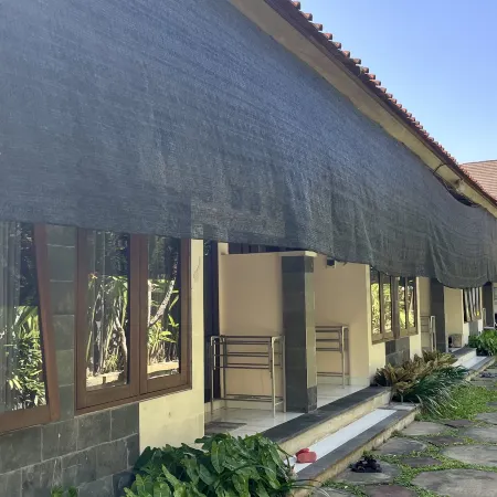Mai Guest House Sanur Отели рядом с достопримечательностью «Бундаран Ренон»