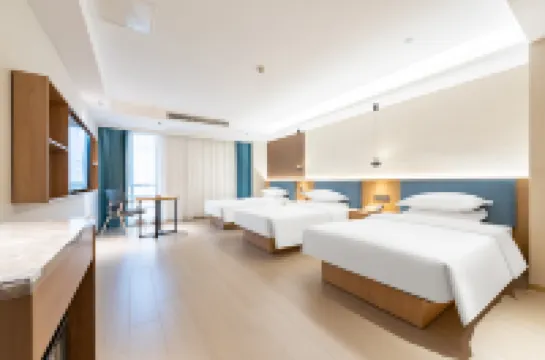 Run Hotel (Yancheng Baolong Square Jinying Julonghu)