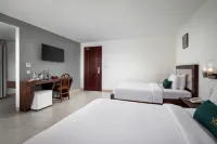 Vrest Hotel