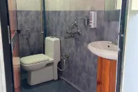 YogiTree Beach Resort & Cafe - 3-Star