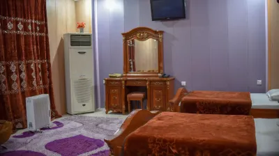 Al Ghadeer Palace Tourist Hotel Hotels near مول البركة - Albaraka Mall