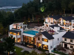 Top 50 Vacation Homes in Mogan Mountain