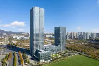 Crowne Plaza Jingmen Hotels near HuBeiSheng JingMenShi ZhongTian Jie
