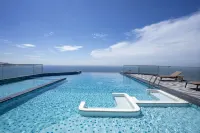 MANDALA APARTMENT SEAVIEW - مسبح غير متناهي