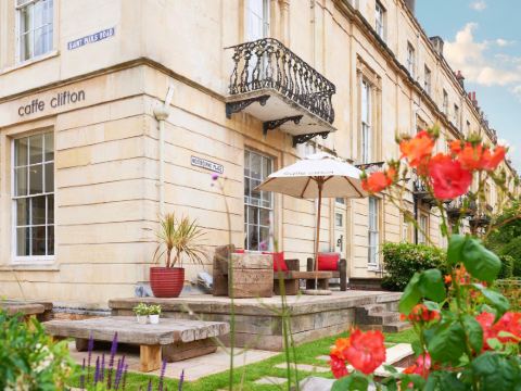 クリフトン ホテル