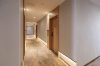 윤판 스카이 가든 호텔 (난징 신지에커우 지하철역)