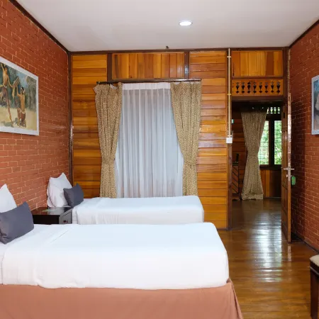 Jambuluwuk Convention Hall & Resort Batu