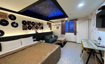 Joy Garden Hotel