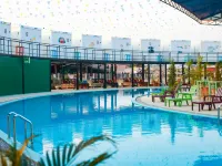 Pool Party Hotel فنادق في فانغ فينغ