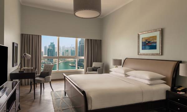 Dubai Marriott Harbour Hotel & Suites