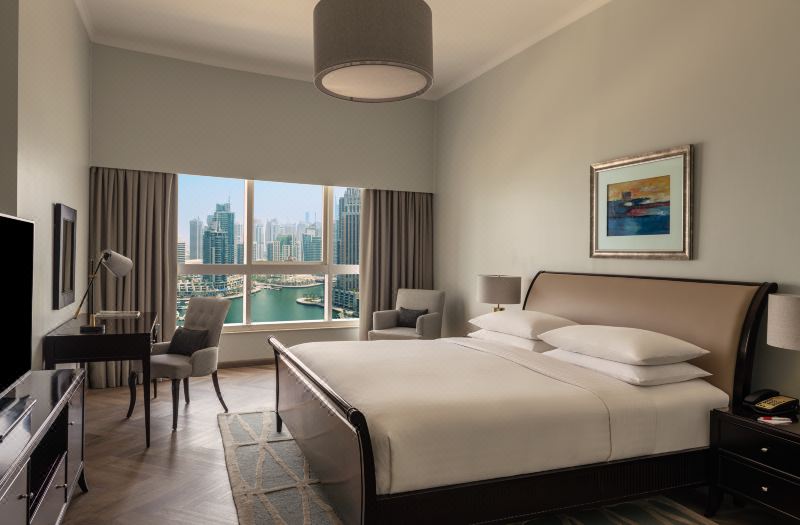 Dubai Marriott Harbour Hotel & Suites
