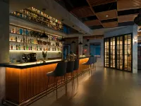 Senna Wellness Retreat - Bars
