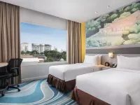 Mercure Jakarta Cikini Hotels near Godila Restaurant