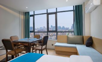 Moya Boutique Hotel (Tongxu People's Hospital North Hospital)