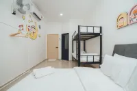 Grandview Stylish Living 3BR8pax Pooltable Hotels near Masjid Politeknik Ibrahim Sultan