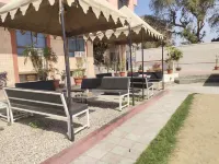 Hotel Maharani Resort & Bar near Jaipur Airport - Bintang 3