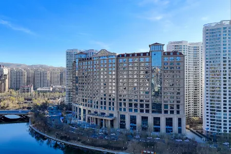 Jinjiang International Hotel Отели рядом с достопримечательностью «Xining Botanical Garden»