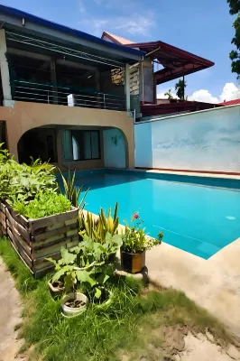 Larosa Hostel Puerto Princesa