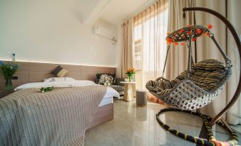 QiqiYunshu· Serendipity·Wind Blowing Sunset Resort (Jianshui Seventeen Holes Bridge Store)