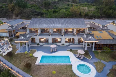 Ting Yue Xin Su (Libo Moon Lake Wetland Park Store) فنادق في 