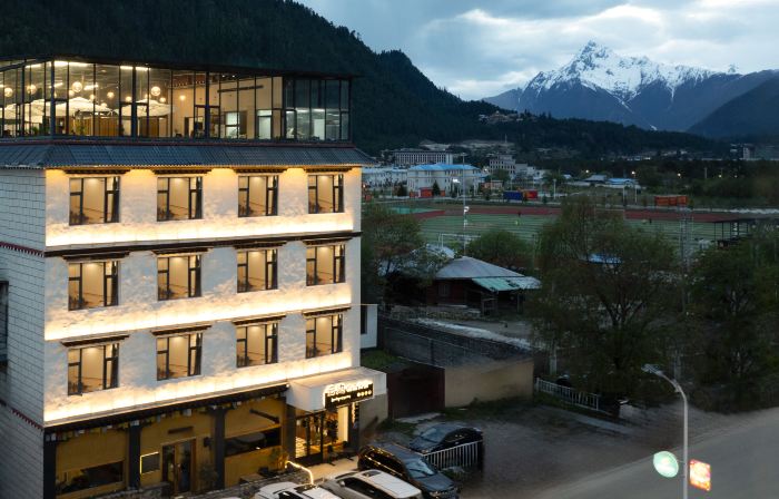 Yunjian PureSoul Hotel