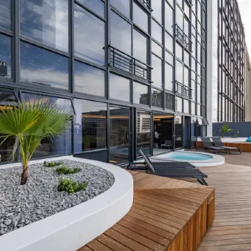 Zeeland Pier Aparthotel by Totalstay Отели рядом с достопримечательностью «Театр «Артскейп»»