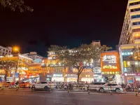 ISU Hostel(Sanya Pedestrian Street Seaview Store)