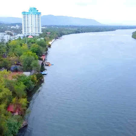 River Nest Hostel