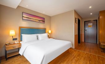 Yiyi Hotel (Chengdu West Railway Station Peifeng Road Subway Station)