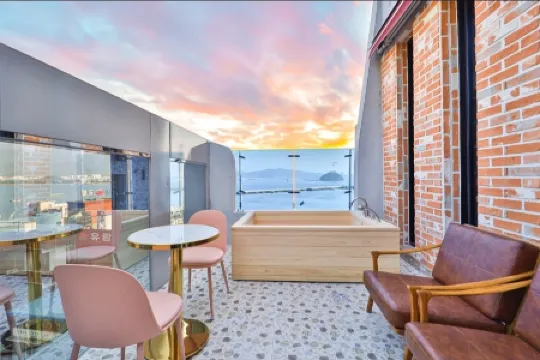 Changwon Jinhae Hotel 701