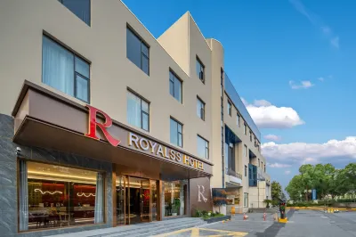 R ROYALSS HOTEL（上海安亭地鐵站店） 嘉定圖書館（老館）附近的飯店