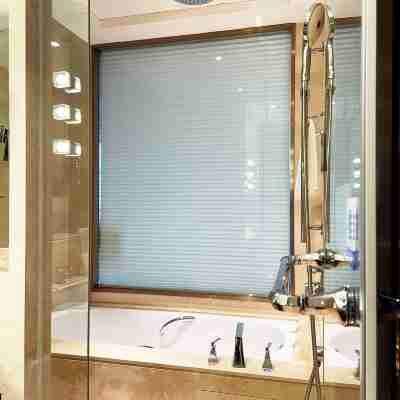 Grand Jin Ou International Hotel Rooms