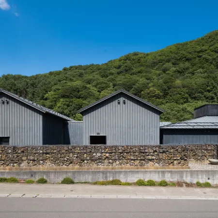 Otaru Retreat by Onko Chishin