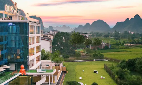 Free Bird Resort Hotel