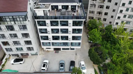 FuChunJiangShanhe Yue Inn Отели рядом с достопримечательностью «Hangzhou Technician Institute»