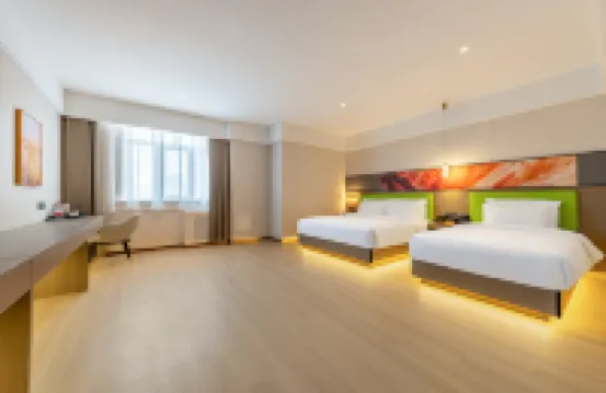 Jifeng Hotel (Kuitun Municipal Government Yima Lane Tourist and Cultural Block Store)