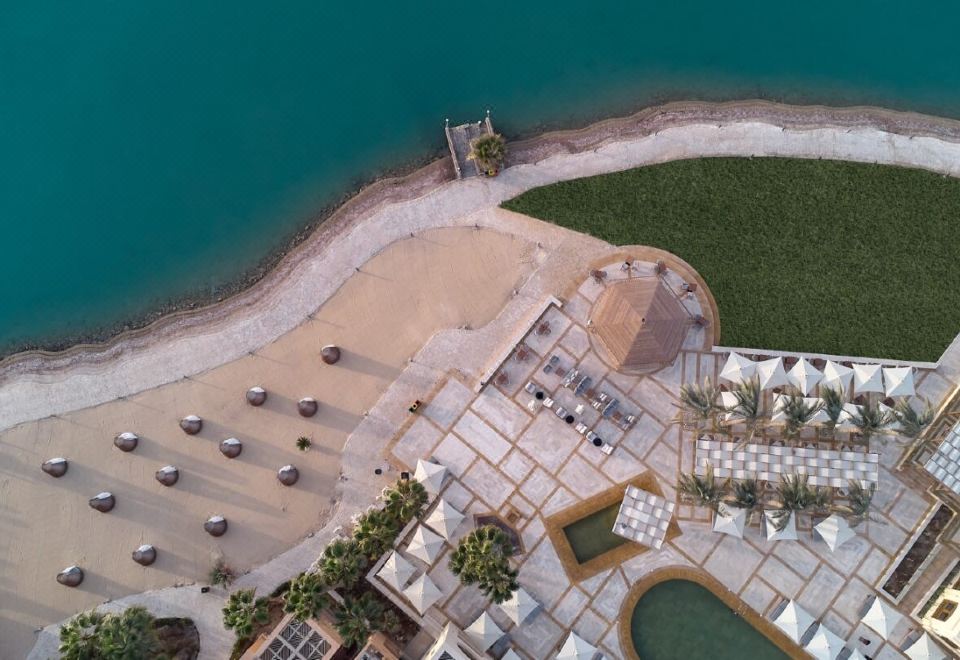 Steigenberger Airport Hotel Over view